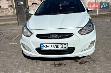 Седан Hyundai Accent 2011 в Кам'янському