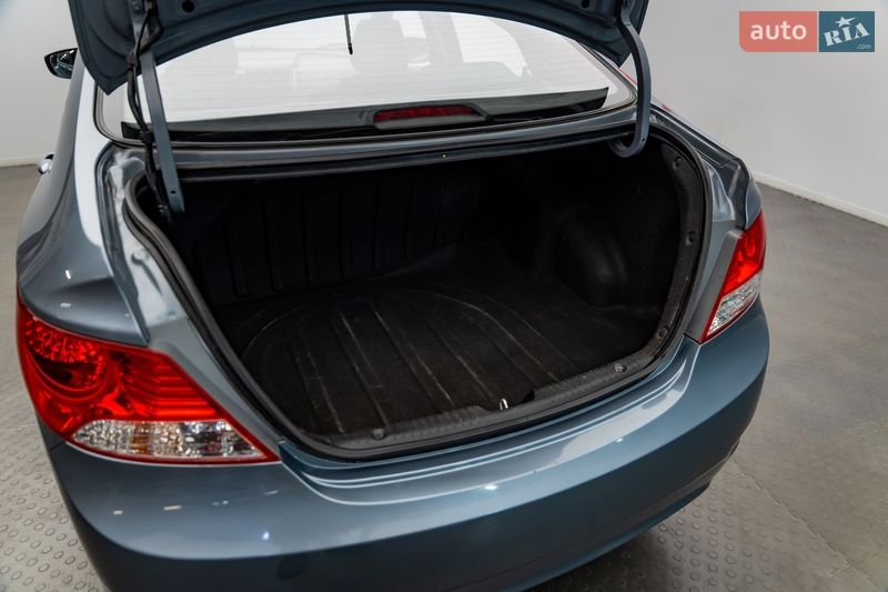 Седан Hyundai Accent 2019 в Киеве