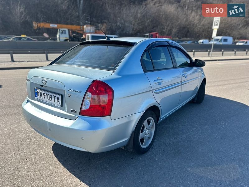 Седан Hyundai Accent 2007 в Киеве