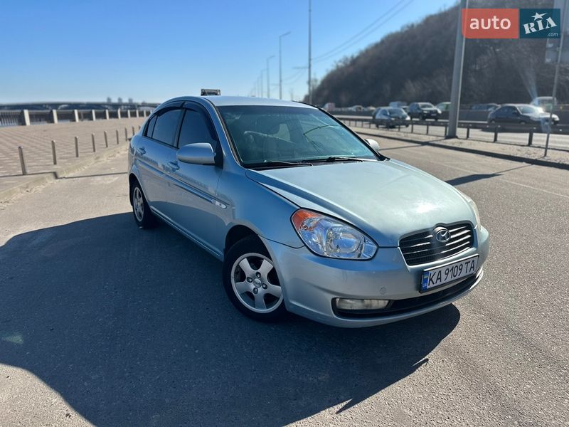 Седан Hyundai Accent 2007 в Киеве