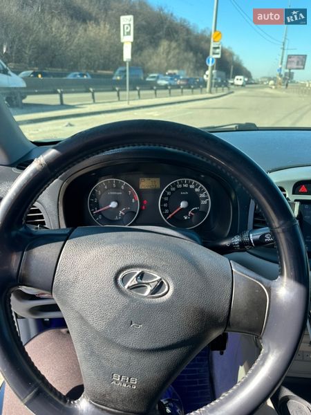 Седан Hyundai Accent 2007 в Киеве