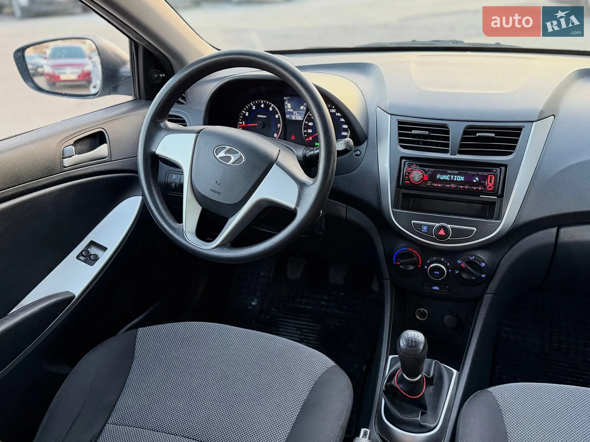 2011 Hyundai Accent - мініатюра 26