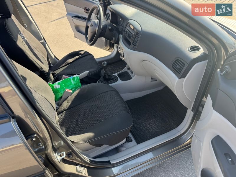 Седан Hyundai Accent 2010 в Киеве фото 26 Седан Hyundai Accent 2010 в Киеве