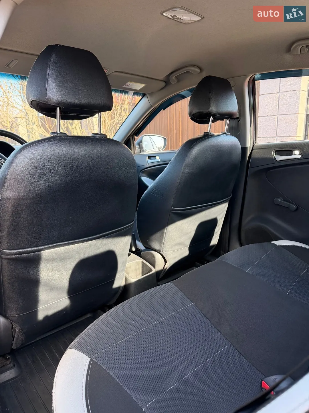 2013 Hyundai Accent - мініатюра 9