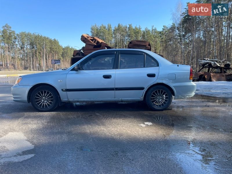 Седан Hyundai Accent 2003 в Ирпене