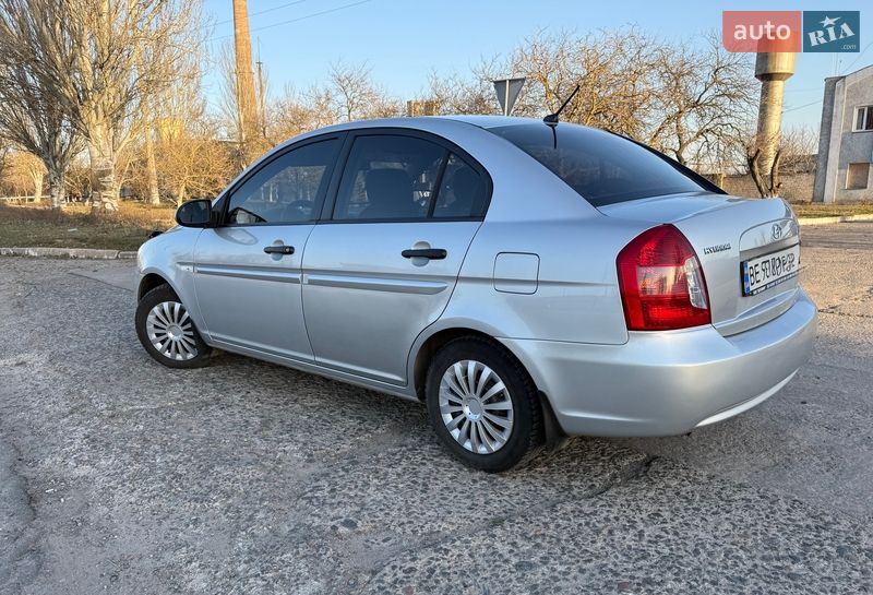 Hyundai Accent 2008