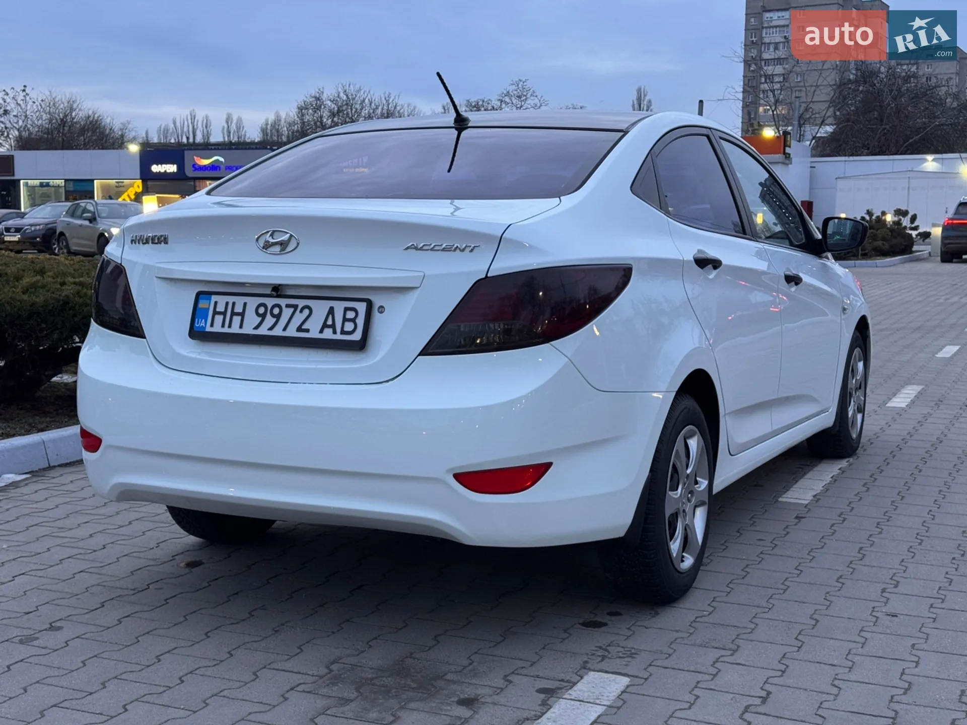 2012 Hyundai Accent - мініатюра 4