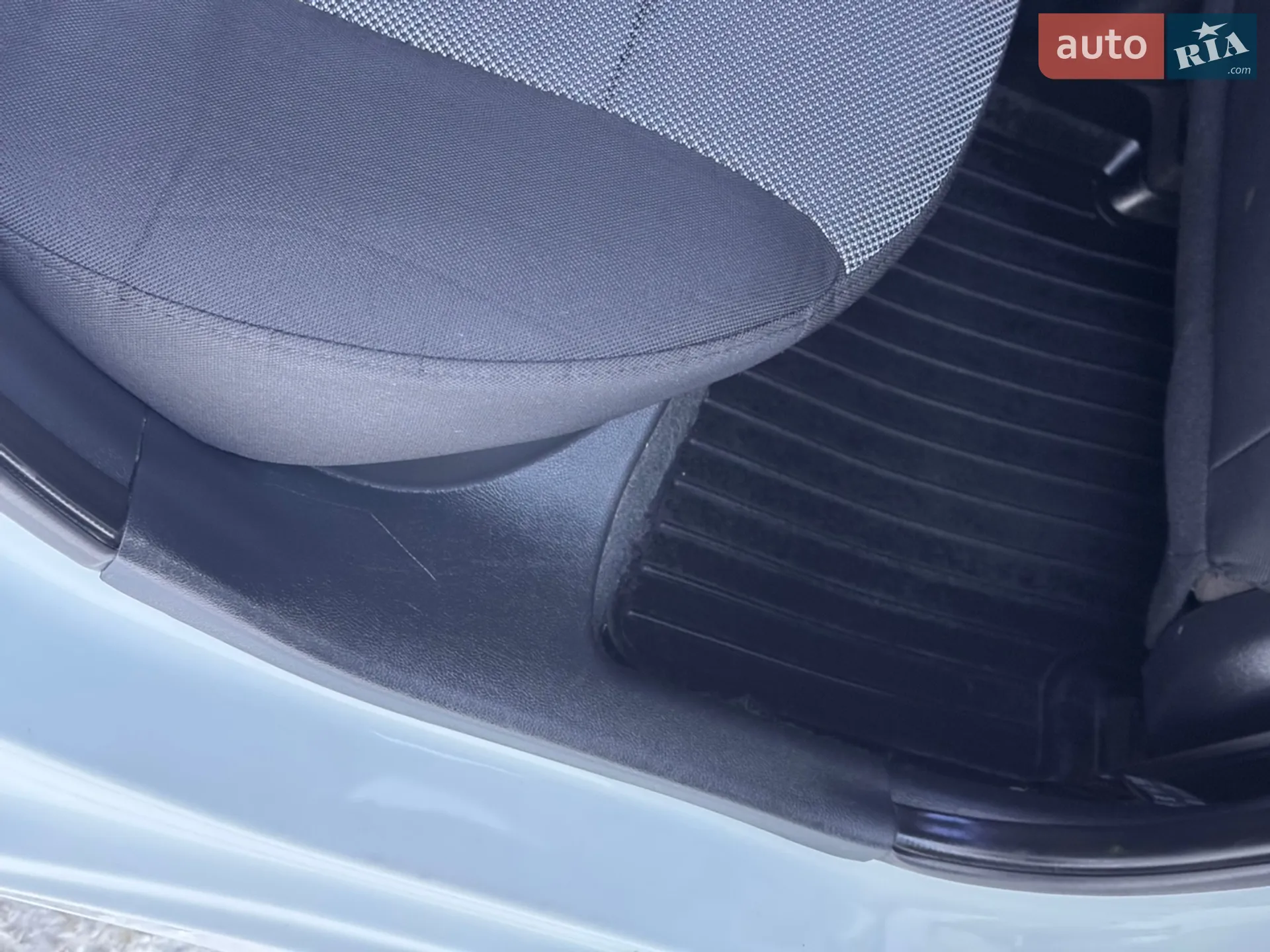 2012 Hyundai Accent - мініатюра 36