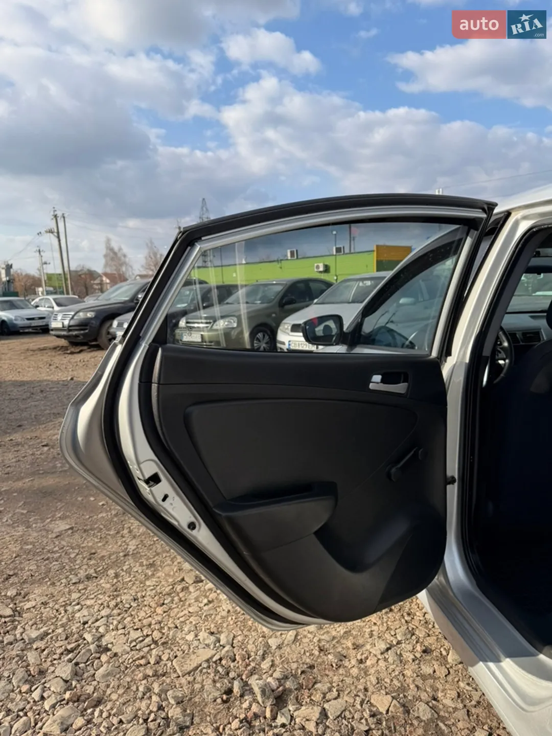 2011 Hyundai Accent - мініатюра 34
