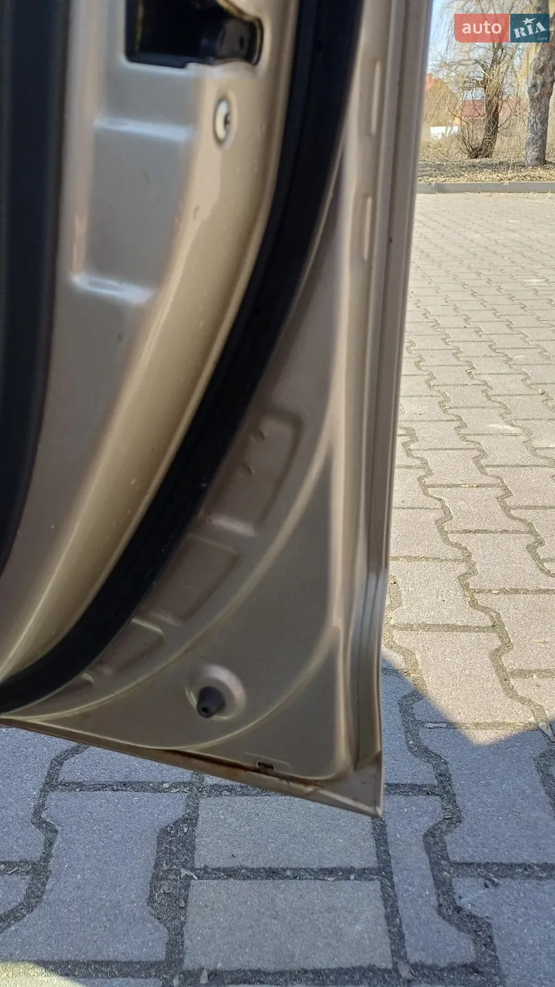 2012 Hyundai Accent - мініатюра 27
