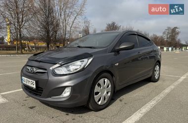 Седан Hyundai Accent 2012 в Броварах