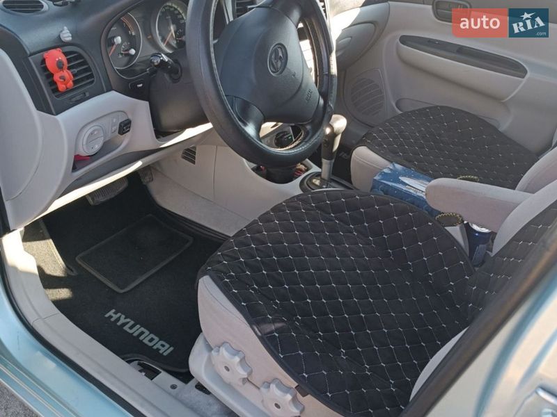 Седан Hyundai Accent 2008 в Киеве