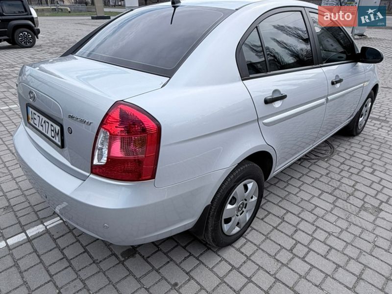 Седан Hyundai Accent 2008 в Дніпрі