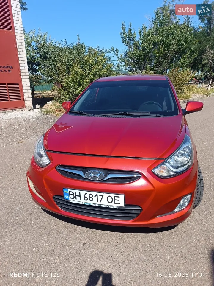 2011 Hyundai Accent - мініатюра 23