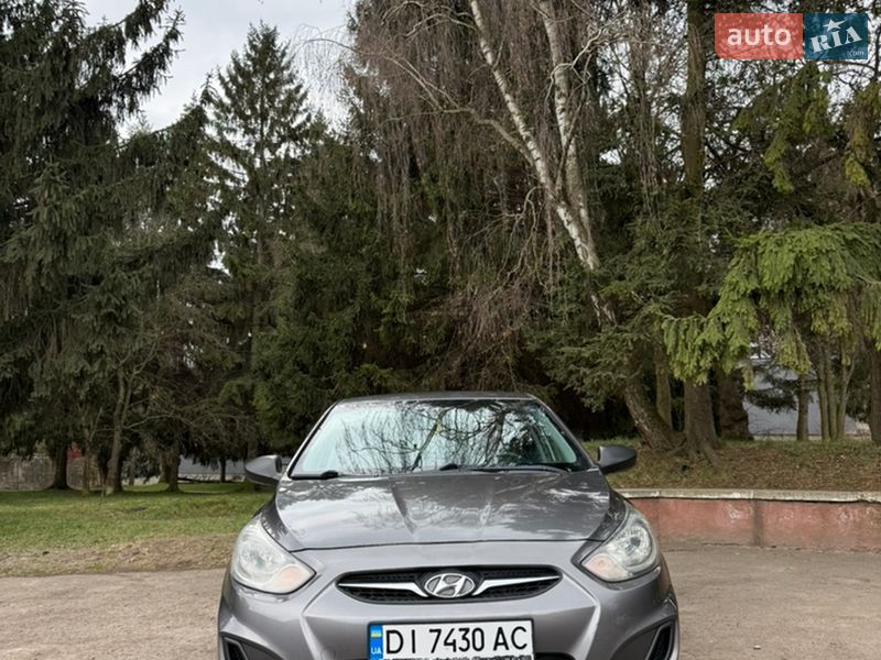 Hyundai Accent 2011 Hyundai Accent 2011