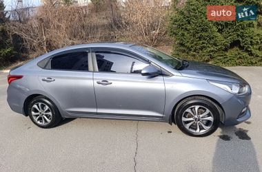 Седан Hyundai Accent 2017 в Киеве