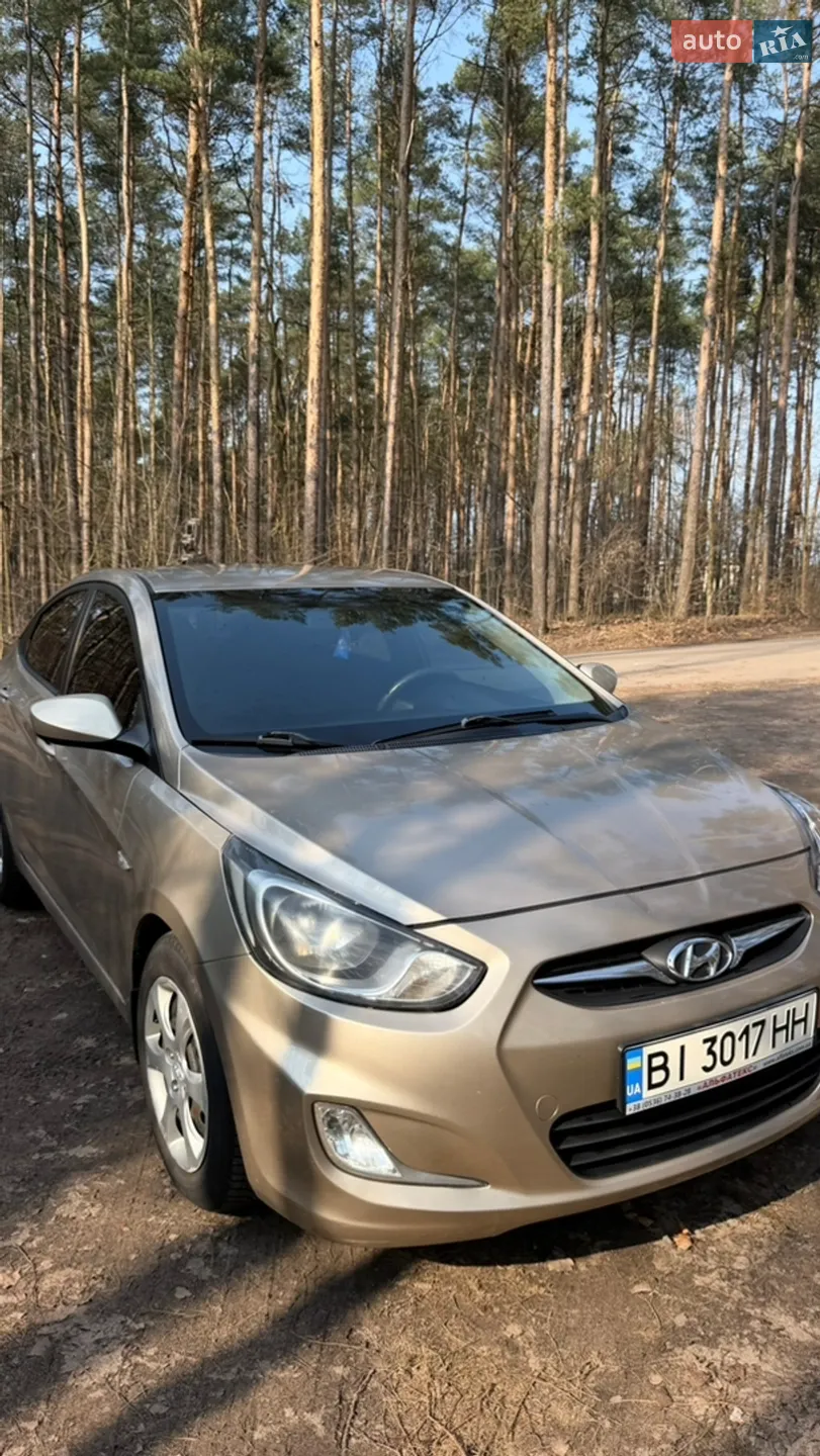 2011 Hyundai Accent - мініатюра 12