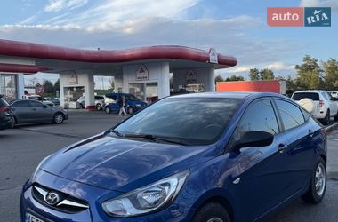 Седан Hyundai Accent 2011 в Днепре
