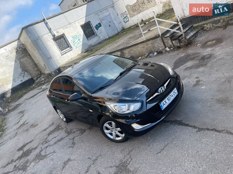 Седан Hyundai Accent 2013 в Харькове