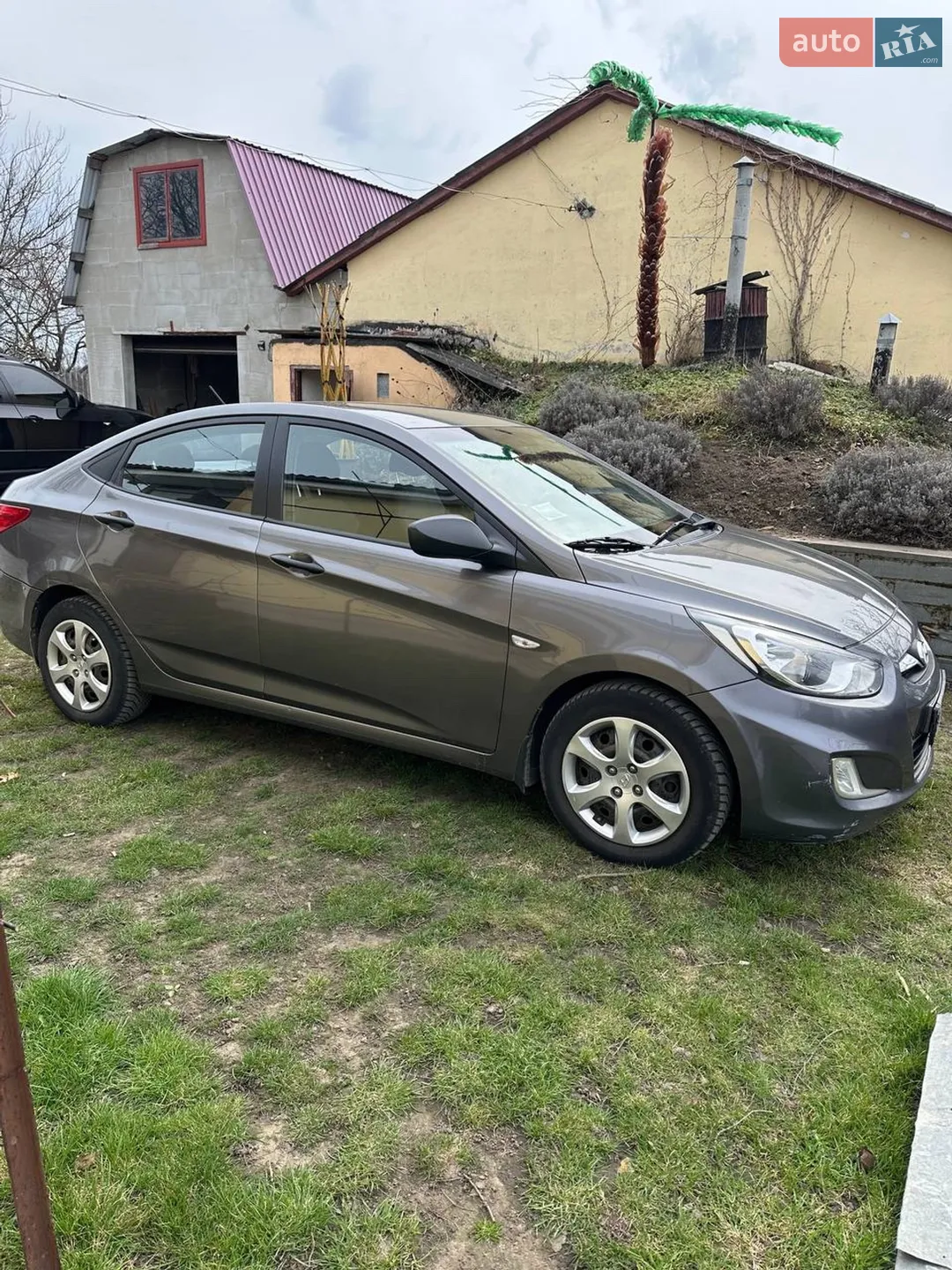 2011 Hyundai Accent - мініатюра 3