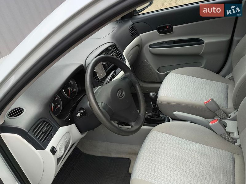 Седан Hyundai Accent 2008 в Кривом Роге фото 3 Седан Hyundai Accent 2008 в Кривом Роге