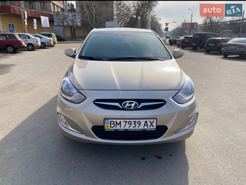 Седан Hyundai Accent 2012 в Сумах