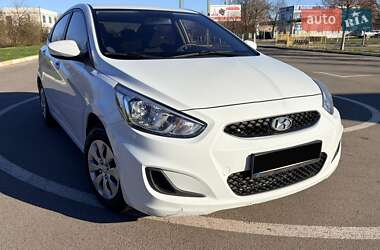 Седан Hyundai Accent 2019 в Ирпене