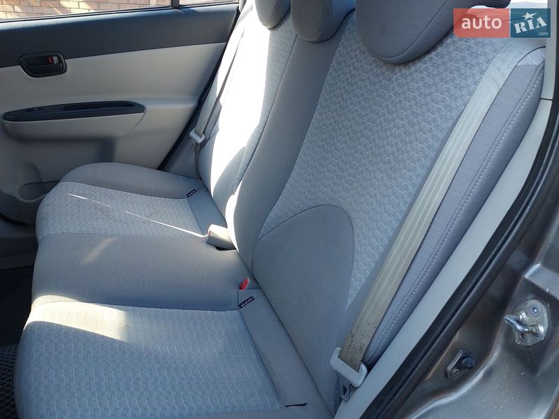 Седан Hyundai Accent 2010 в Трускавце фото 13 Седан Hyundai Accent 2010 в Трускавце