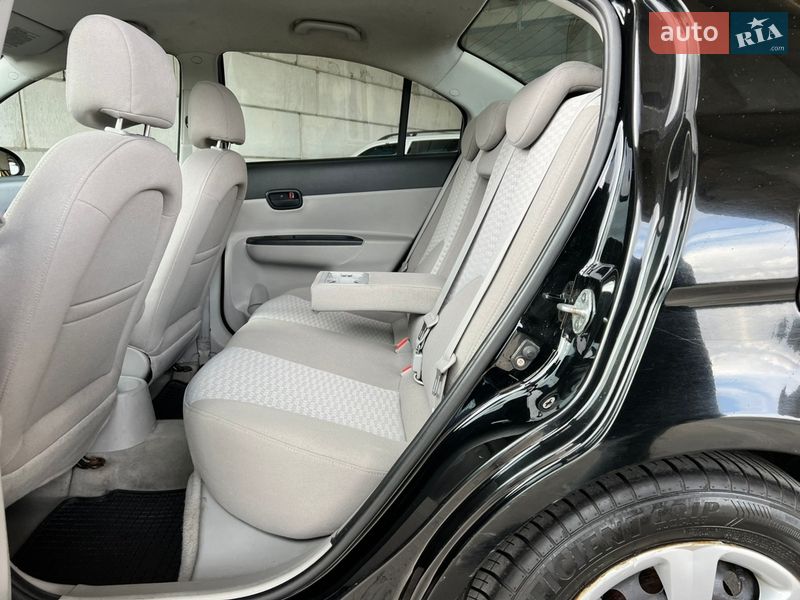Седан Hyundai Accent 2008 в Киеве