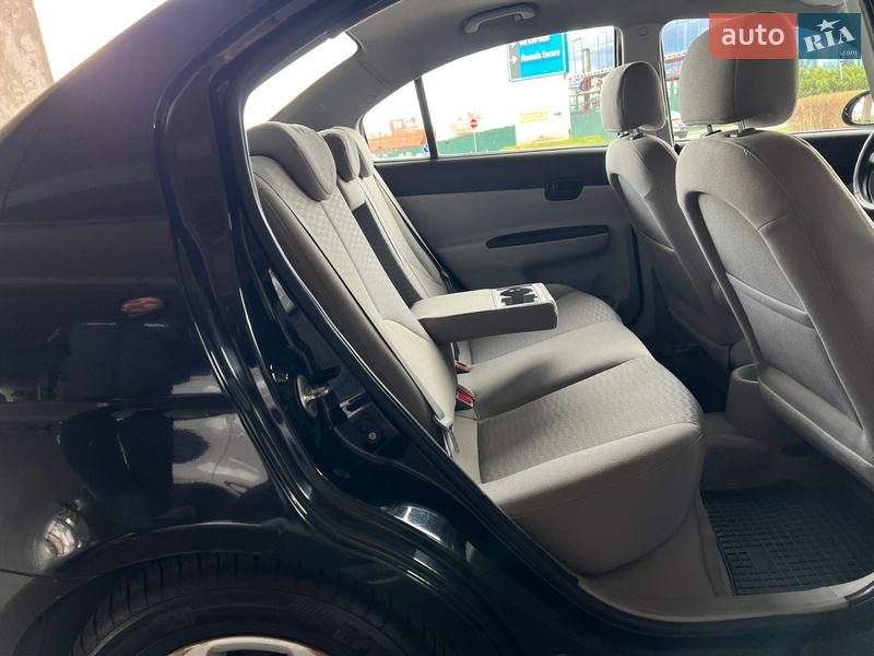 Седан Hyundai Accent 2008 в Киеве