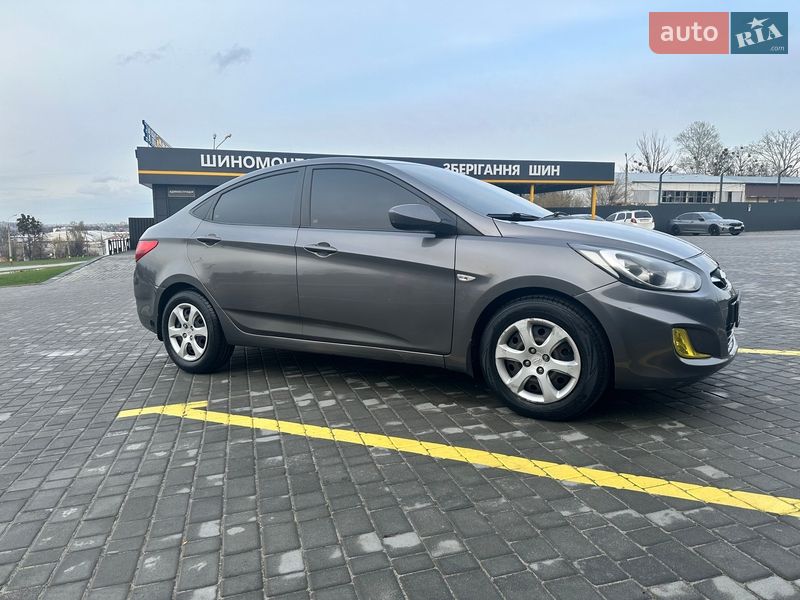 Седан Hyundai Accent 2011 в Харкові
