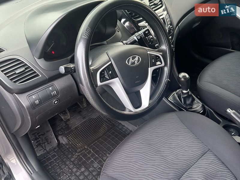 Седан Hyundai Accent 2011 в Харкові