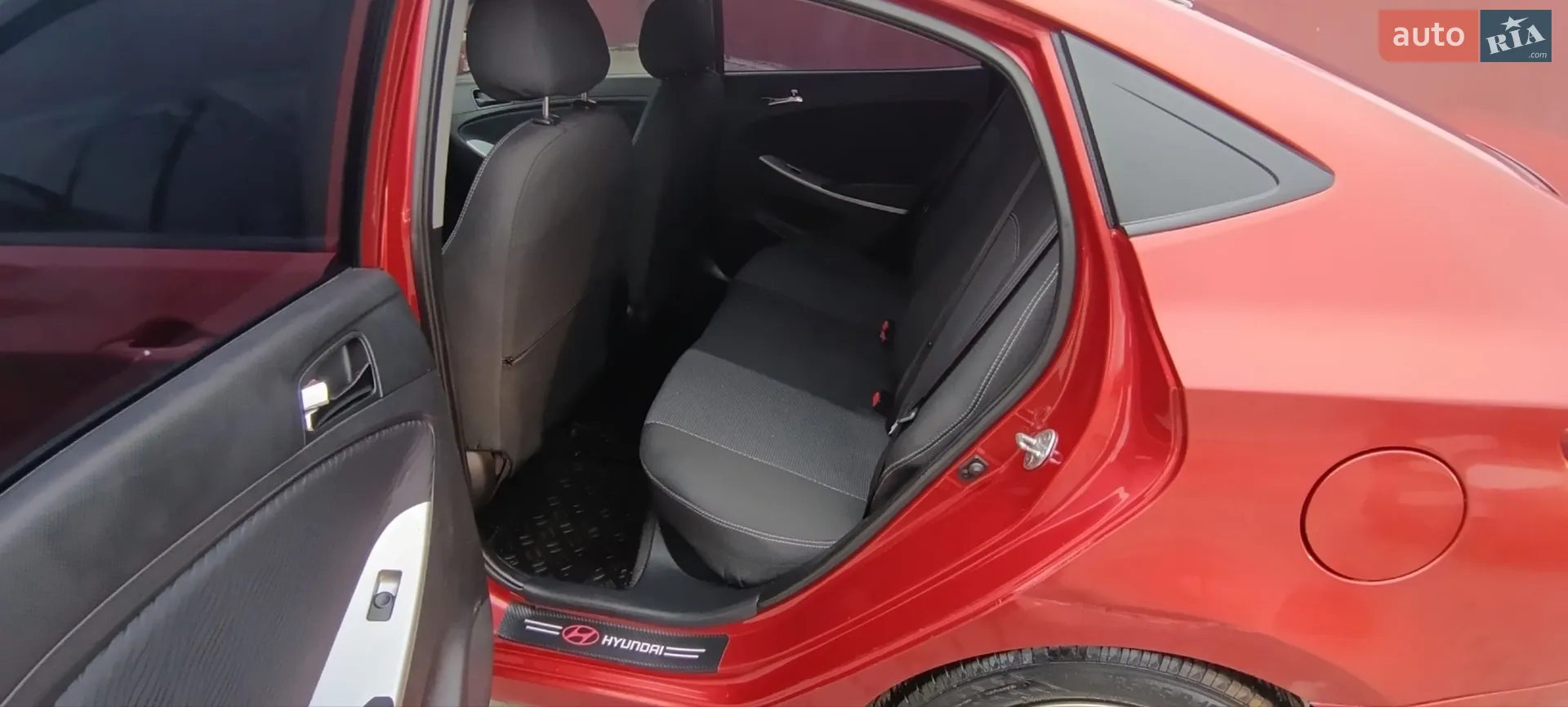 2013 Hyundai Accent - мініатюра 16