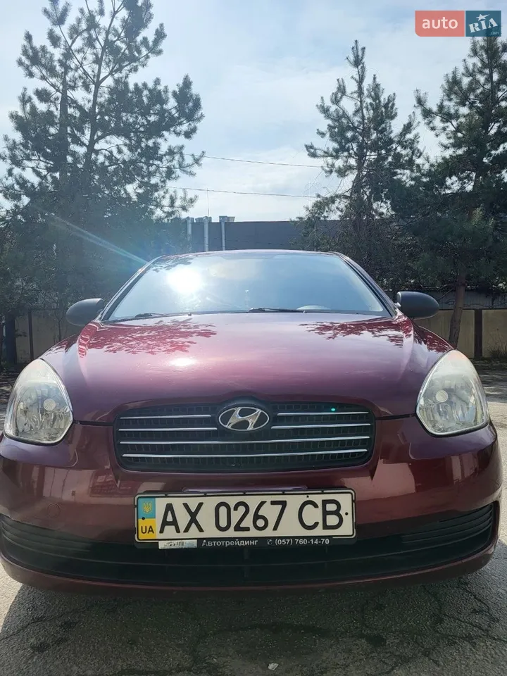 2010 Hyundai Accent - мініатюра 13