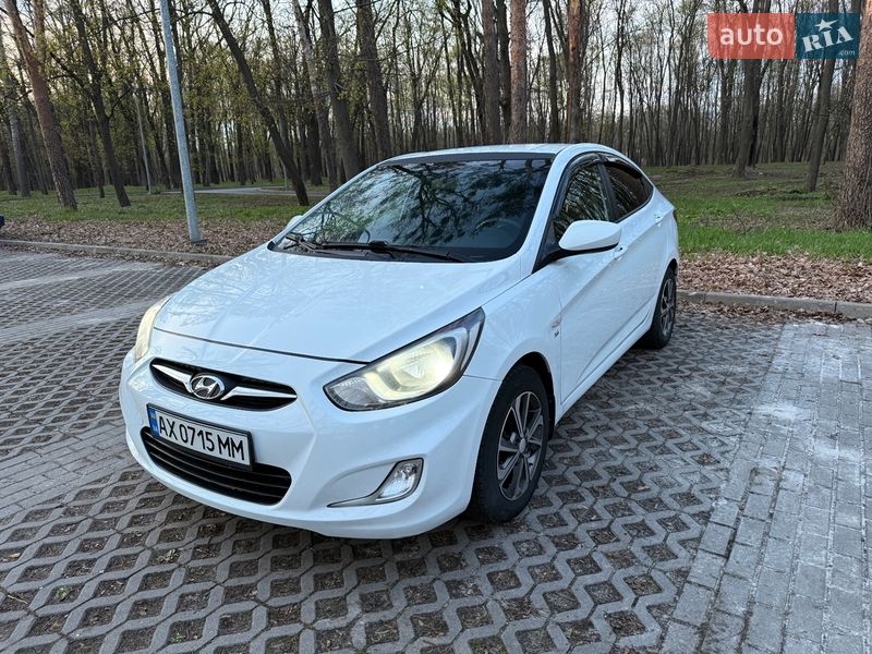 Седан Hyundai Accent 2012 в Харькове