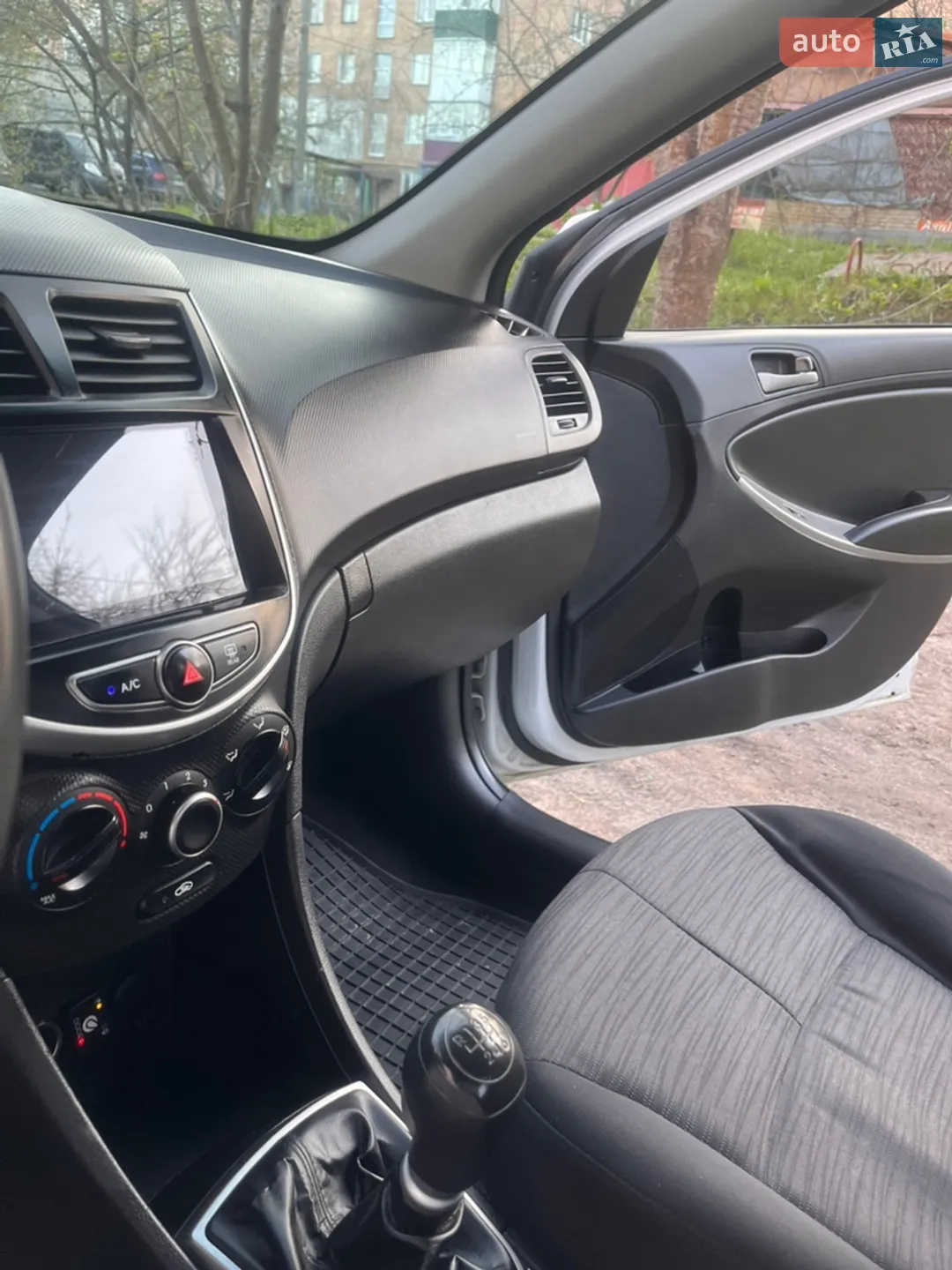 2017 Hyundai Accent - мініатюра 7