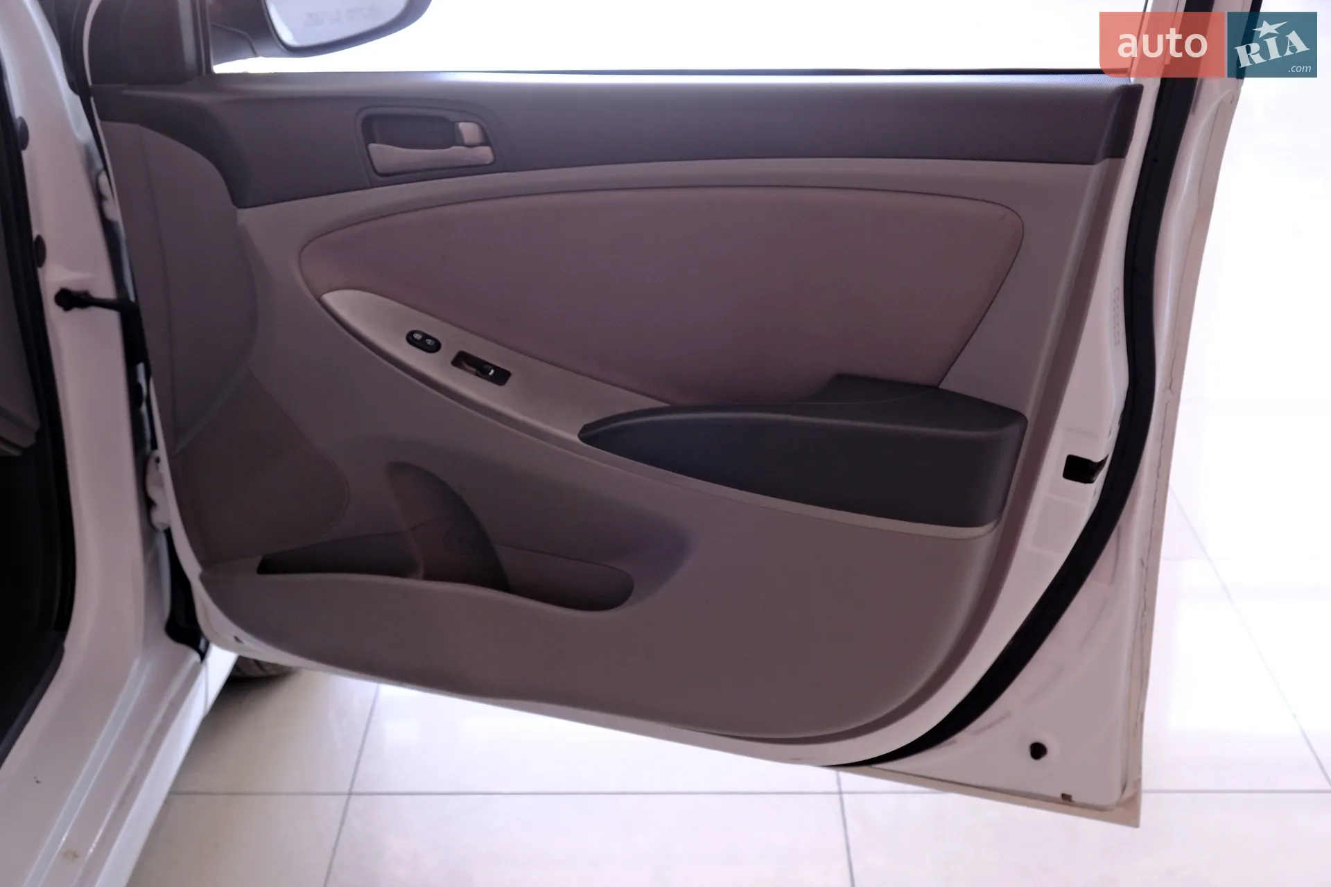 2016 Hyundai Accent - мініатюра 29