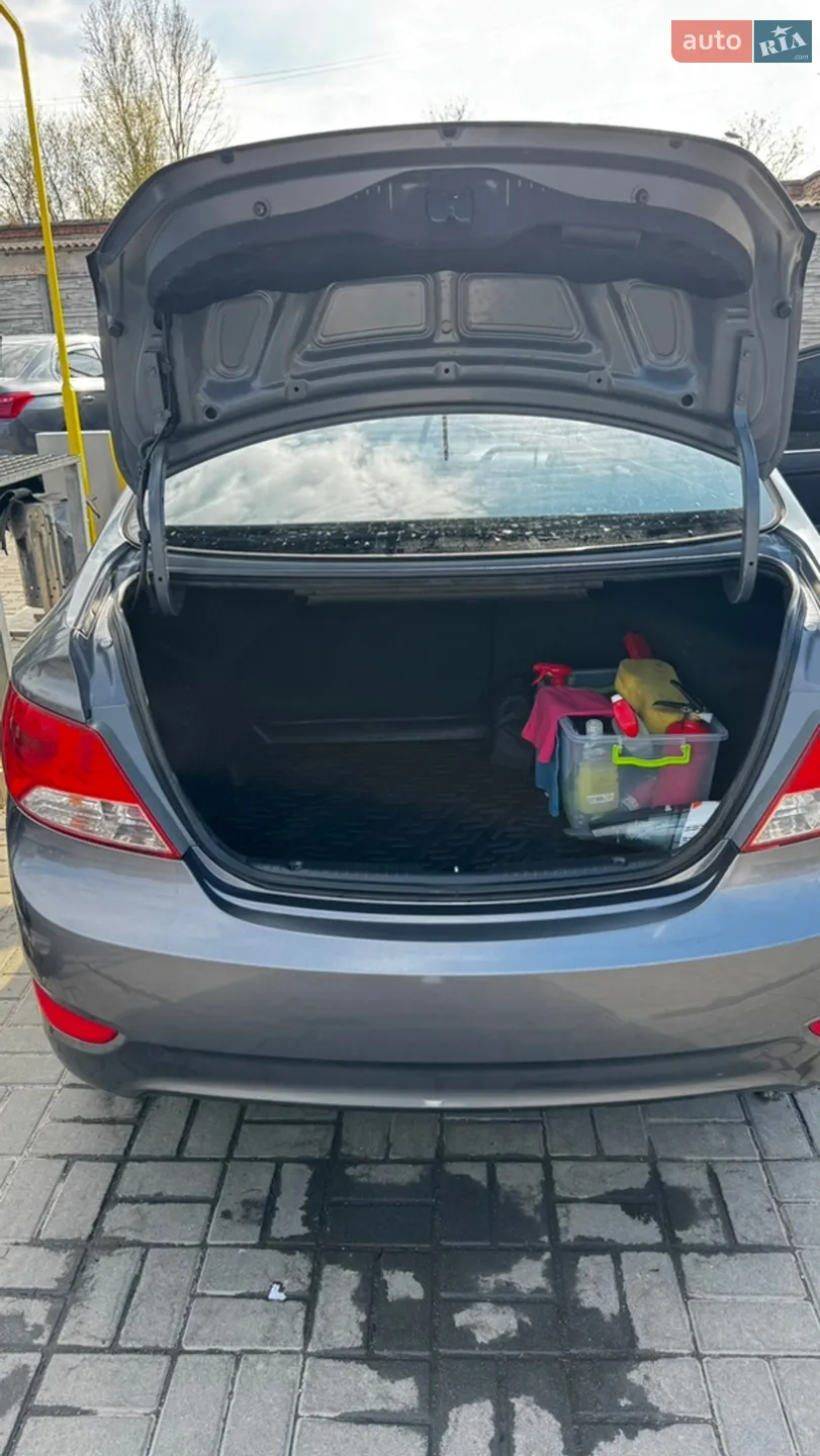 2013 Hyundai Accent - мініатюра 5