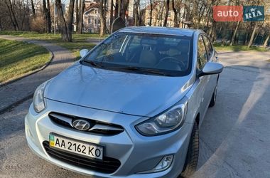 Седан Hyundai Accent 2011 в Киеве