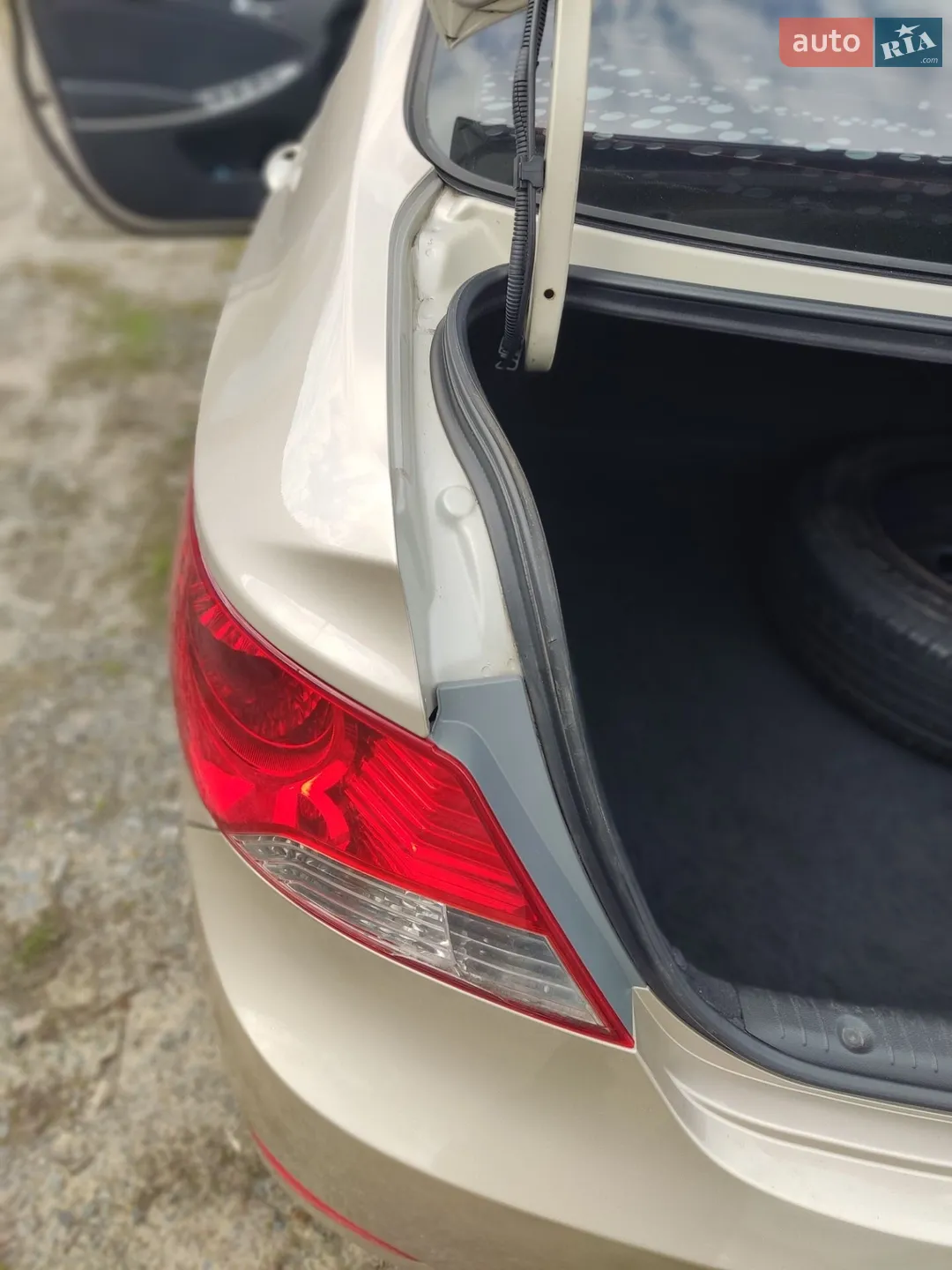 2012 Hyundai Accent - мініатюра 19