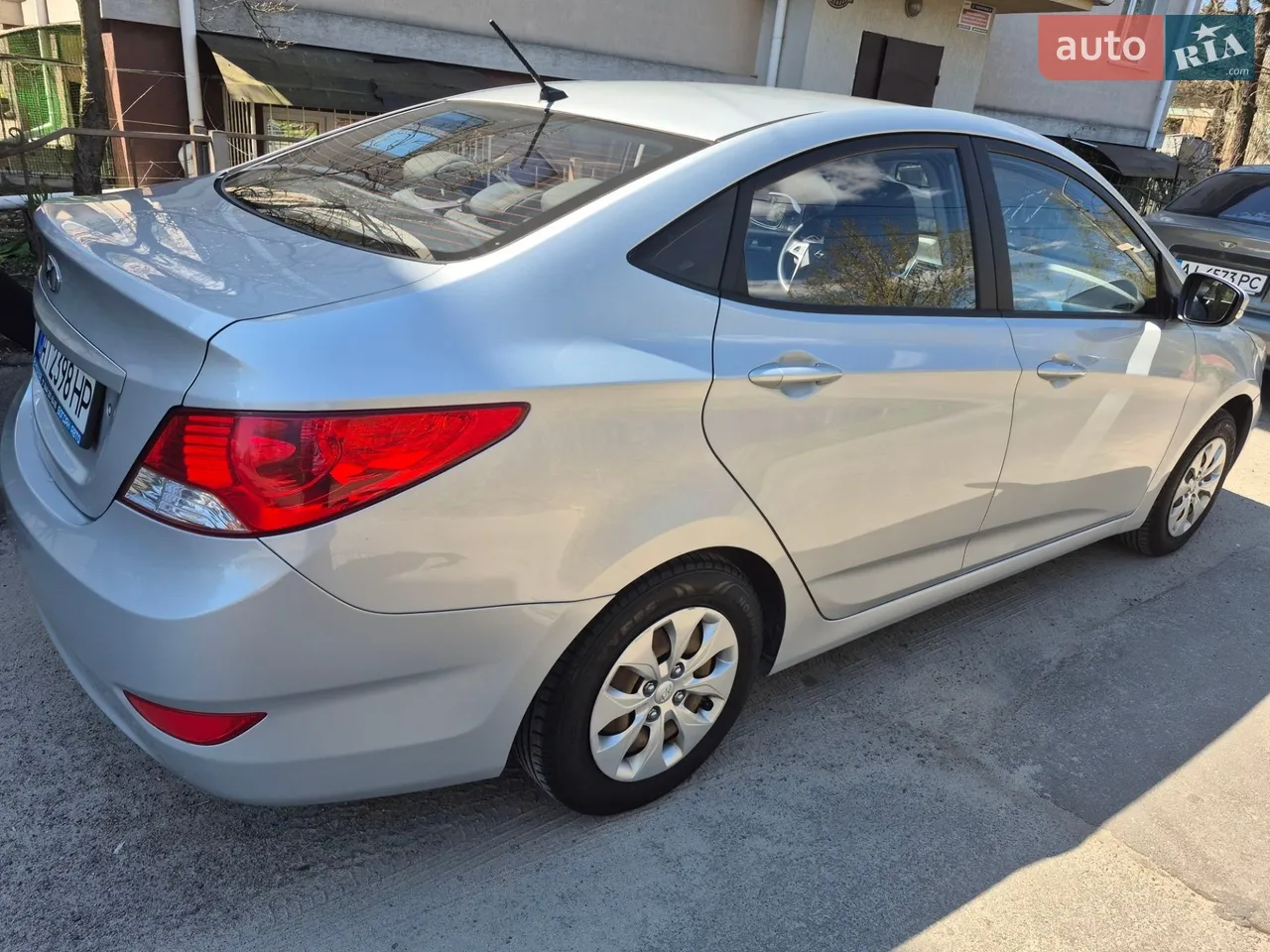 2016 Hyundai Accent - мініатюра 16