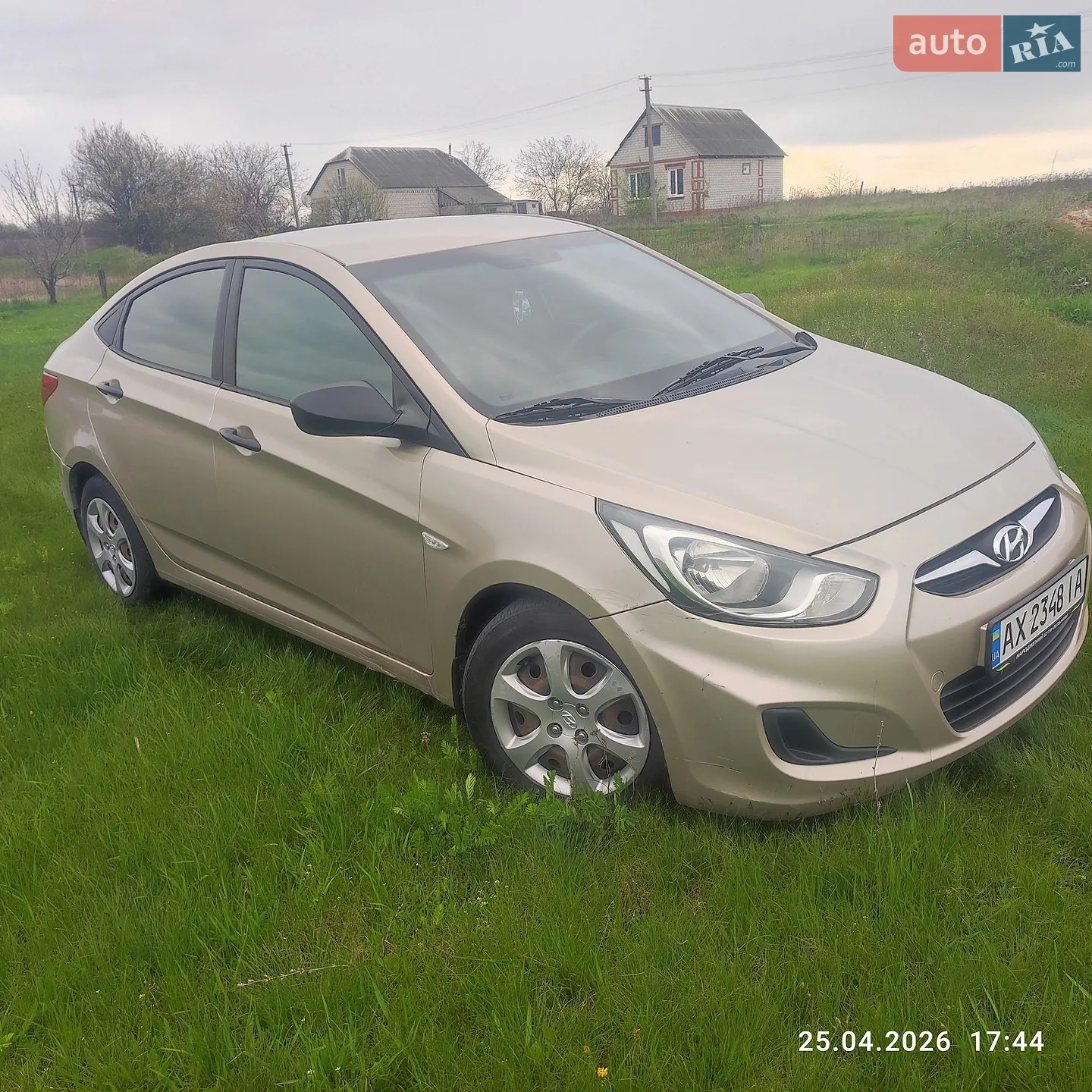 2012 Hyundai Accent - мініатюра 2