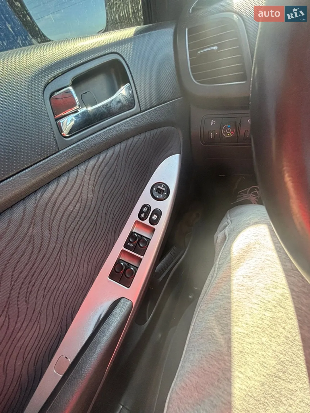 2011 Hyundai Accent - мініатюра 8