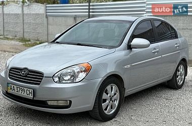 Седан Hyundai Accent 2008 в Днепре