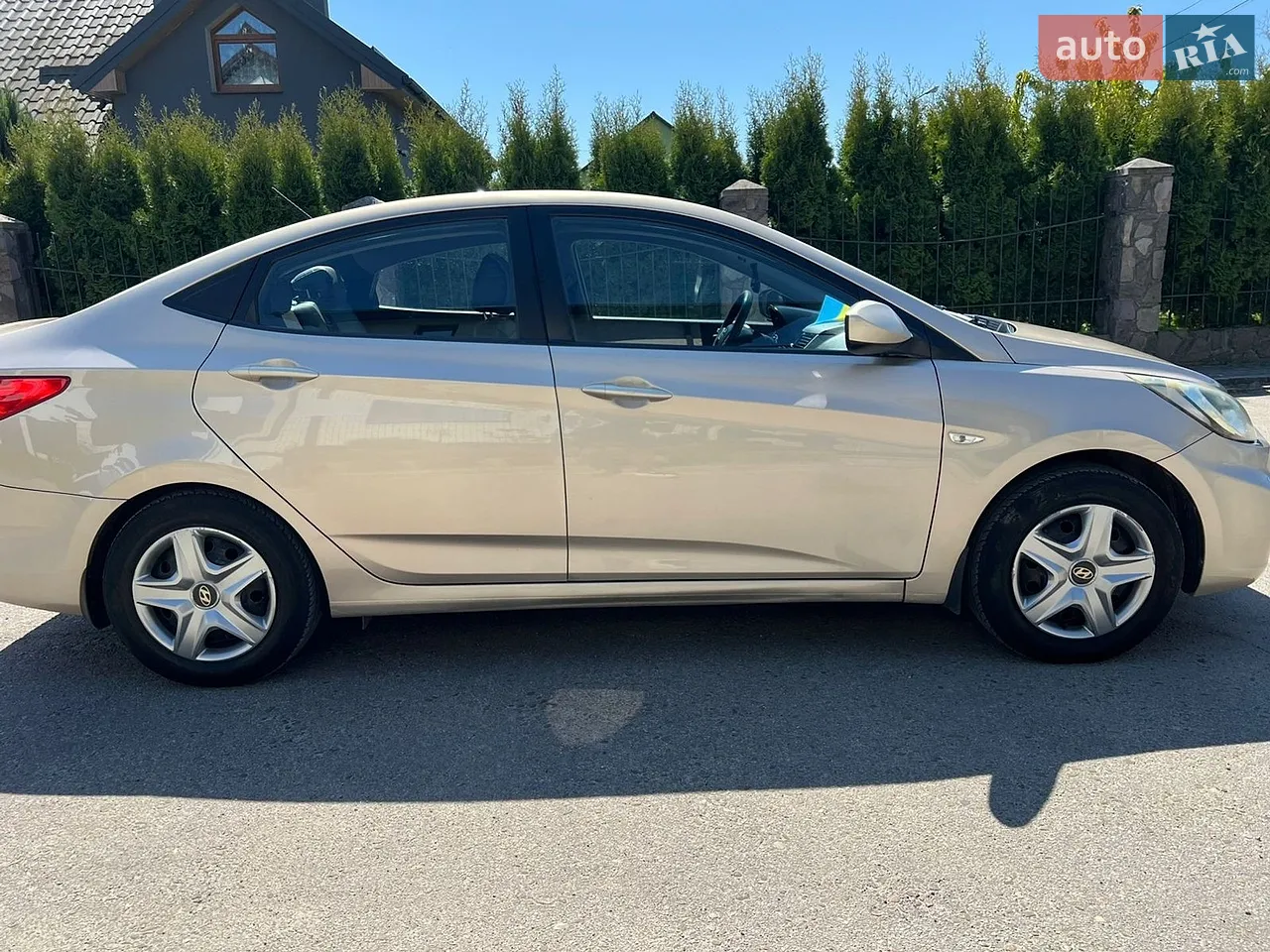 2011 Hyundai Accent - мініатюра 13