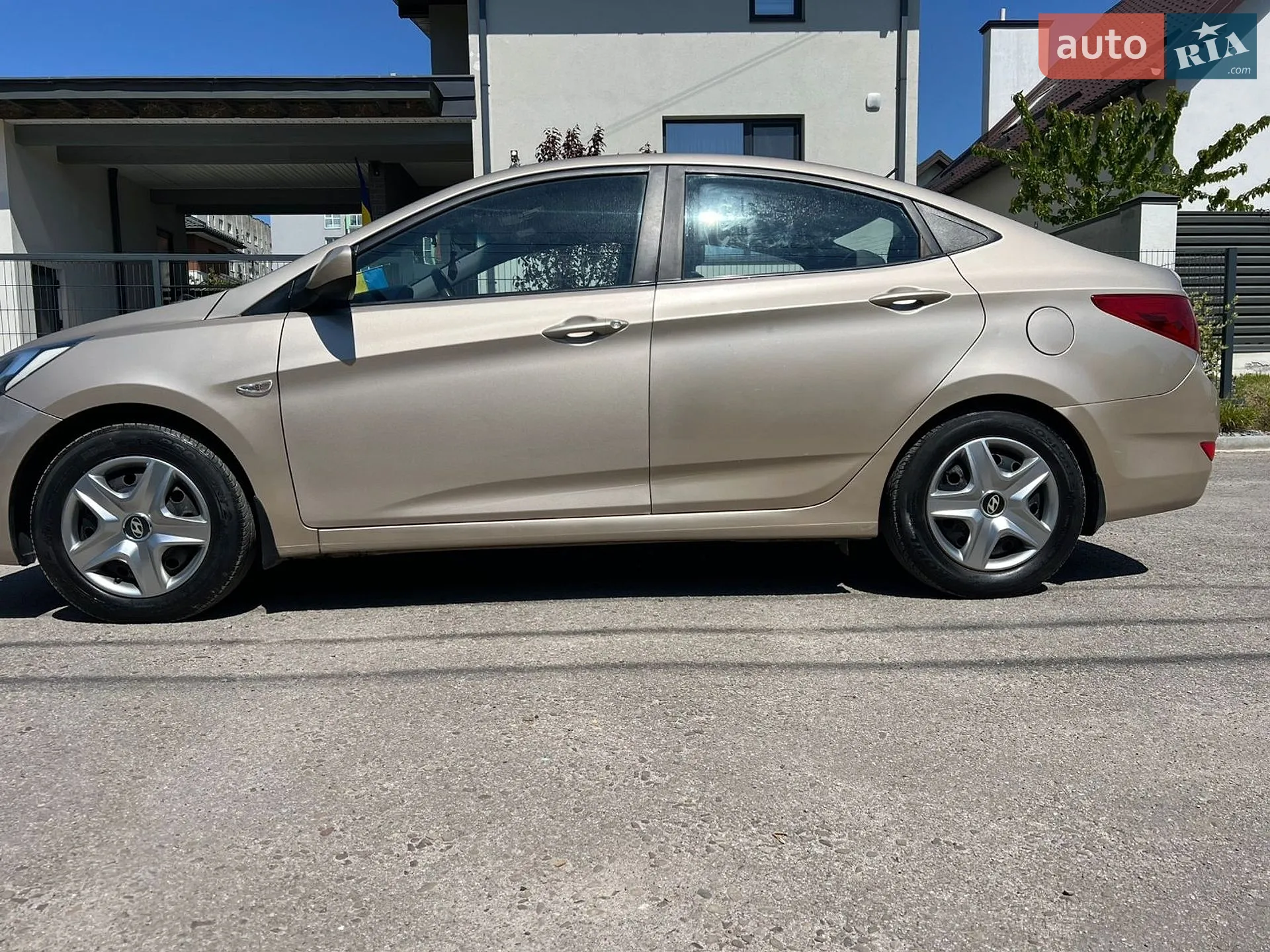 2012 Hyundai Accent - мініатюра 4