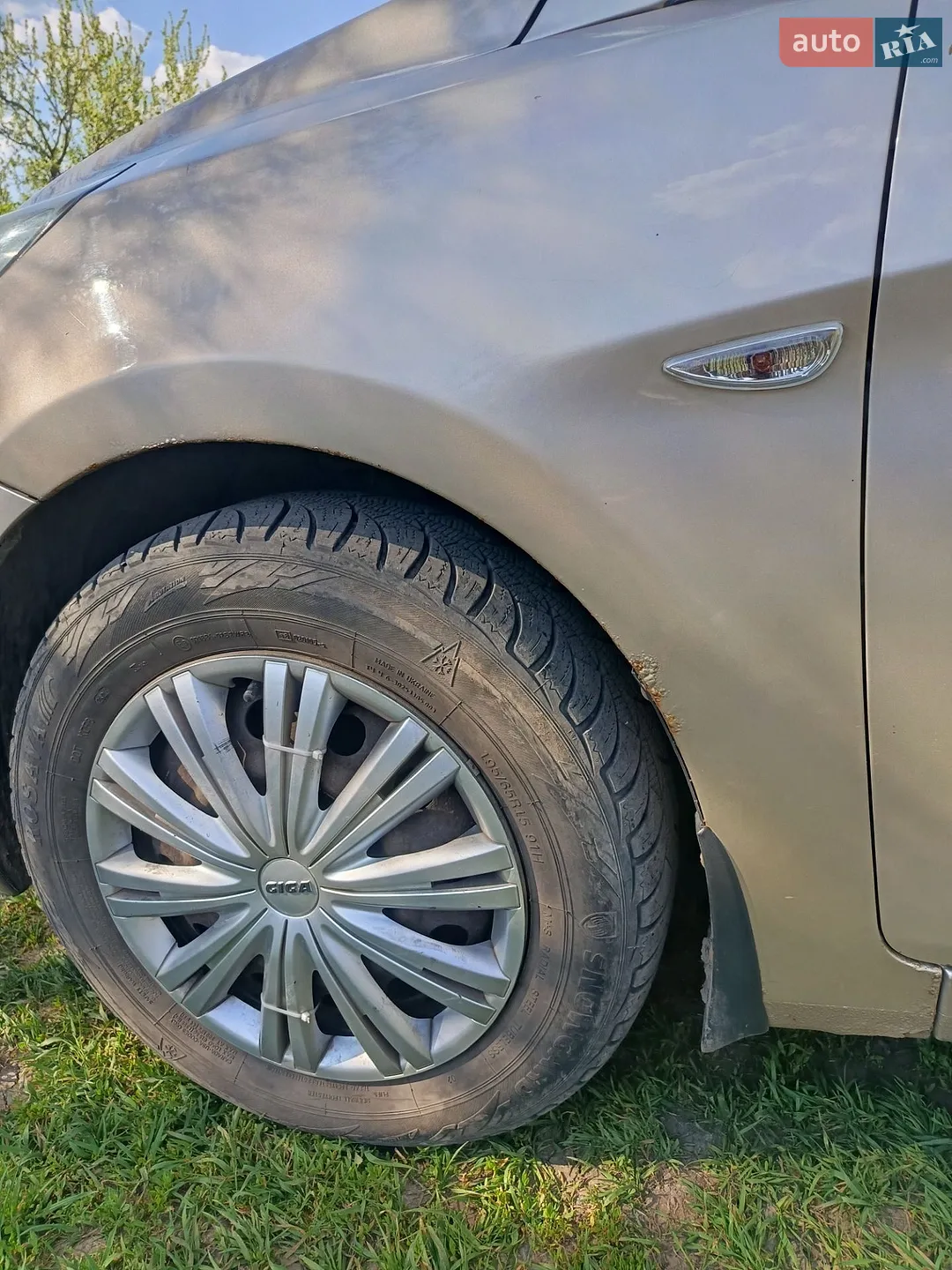 2011 Hyundai Accent - мініатюра 12
