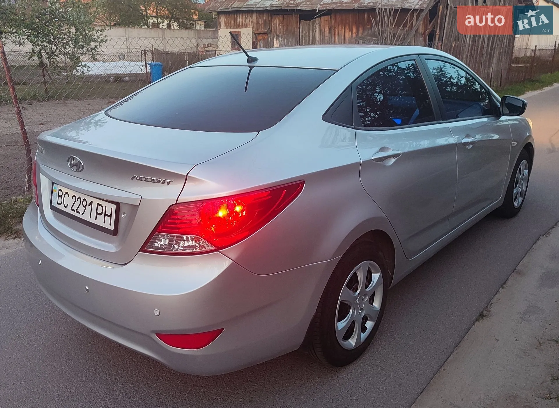 2011 Hyundai Accent - мініатюра 10