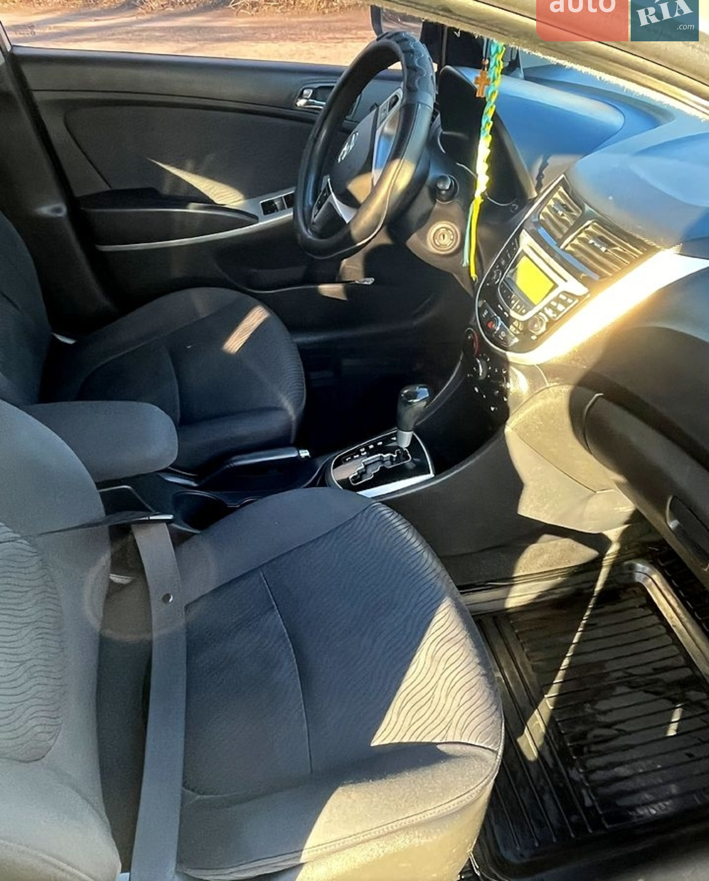 2011 Hyundai Accent - мініатюра 2