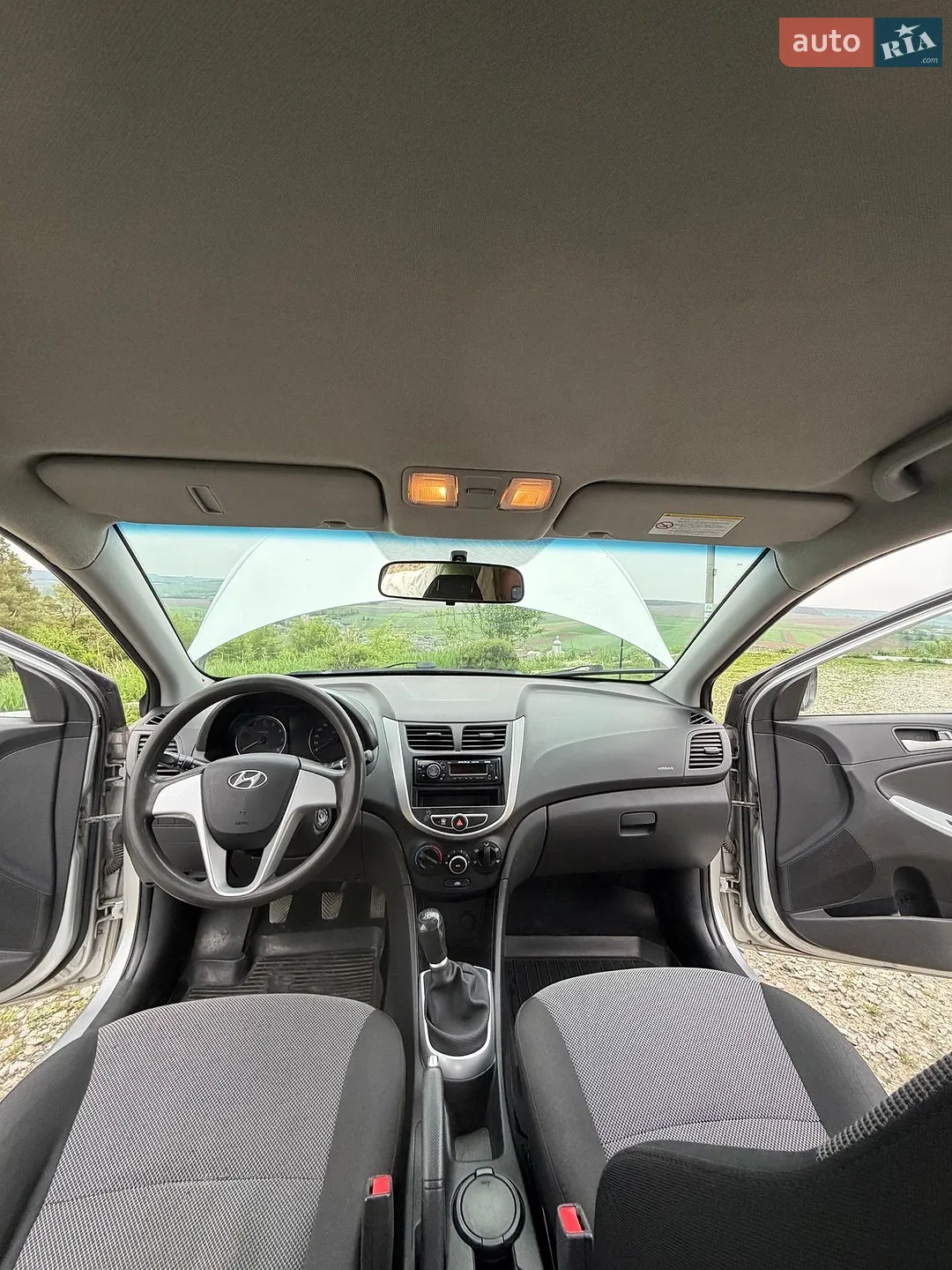2013 Hyundai Accent - мініатюра 12